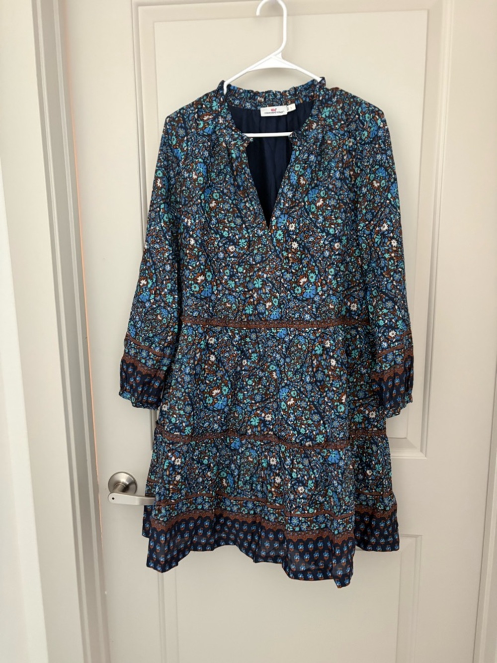 Vineyard Vines Blue and Brown Floral Tiered Long-Sleeve Dress Cotton size L - Picture 3 of 5